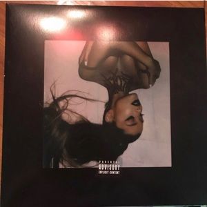 Thank You, Next vinyl for @scb330!